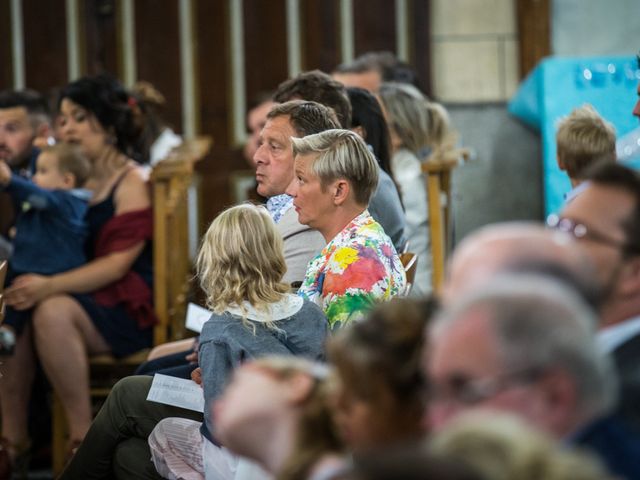 Le mariage de Valentin et Aurélie à Ecques, Pas-de-Calais 29