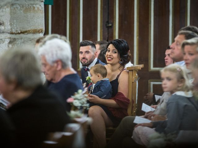 Le mariage de Valentin et Aurélie à Ecques, Pas-de-Calais 30