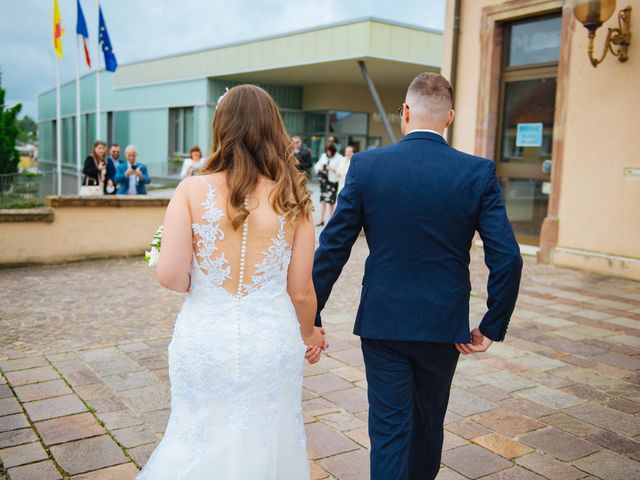 Le mariage de Benoit et Marianna à Woustviller, Moselle 15