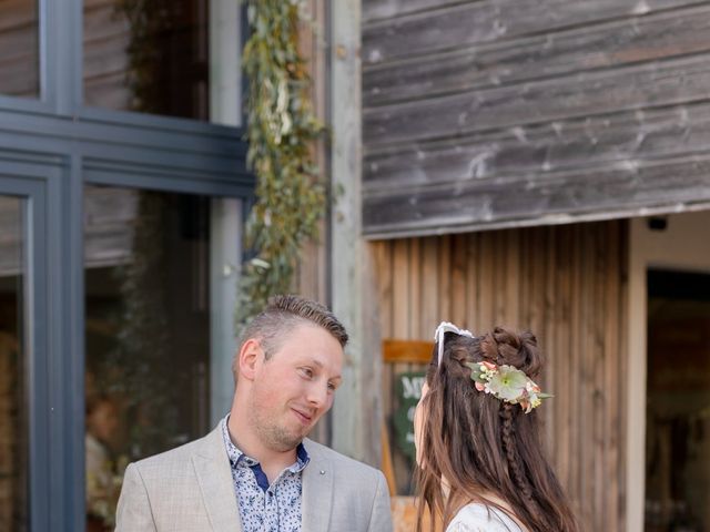 Le mariage de Émilien  et Amélie  à Les Sables-d&apos;Olonne, Vendée 30