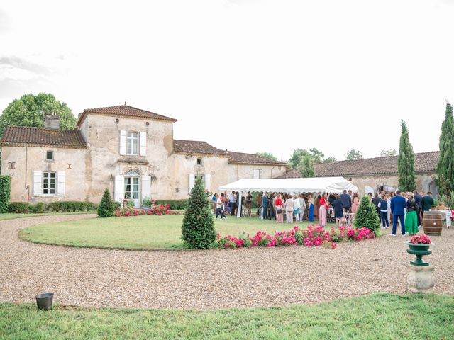 Le mariage de Mickael et Sabrina à Cartelègue, Gironde 2