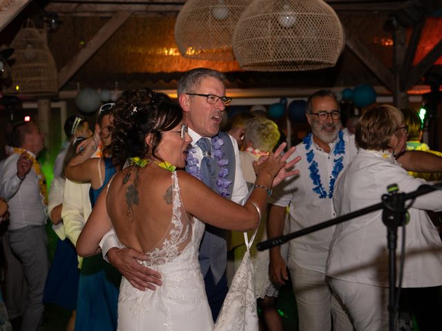 Le mariage de Eric et Isabelle à Torreilles, Pyrénées-Orientales 41