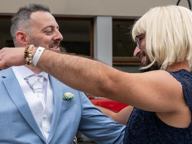 Le mariage de Adrien et Roxane à Randens, Savoie 12