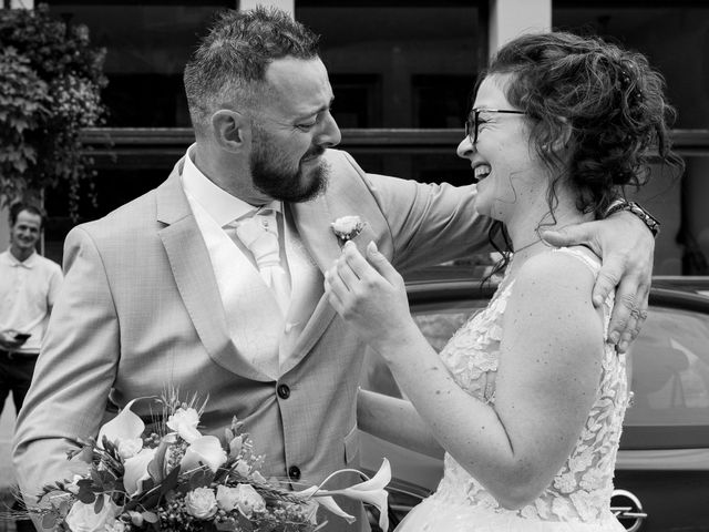 Le mariage de Adrien et Roxane à Randens, Savoie 15