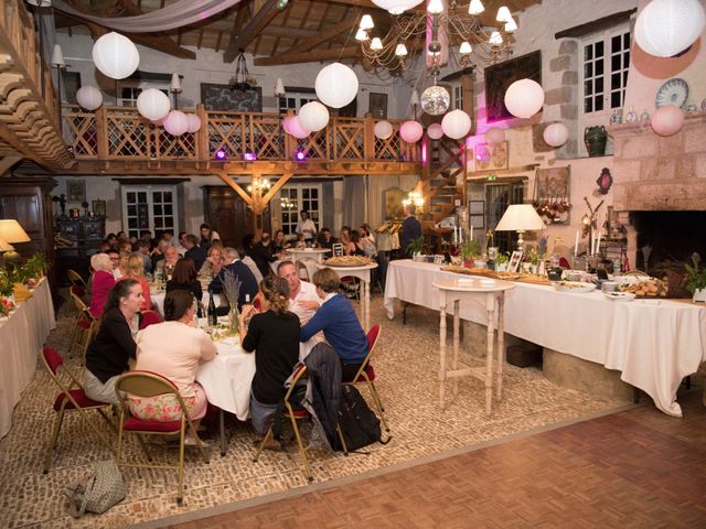 Le mariage de Mathias et Caroline à Limoges, Haute-Vienne 6