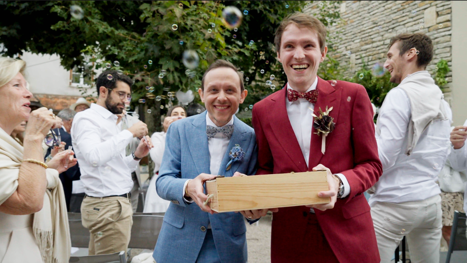 Le mariage de Charlie et Romaric à Saint-Seine-l'Abbaye, Côte d'Or