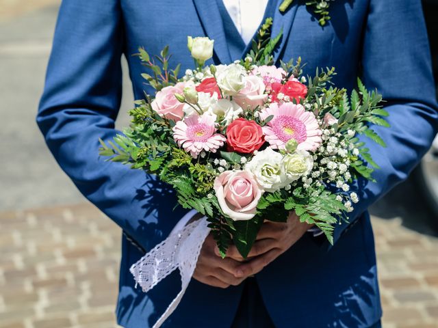 Le mariage de Diego et Noémie à Fontenay, Manche 23