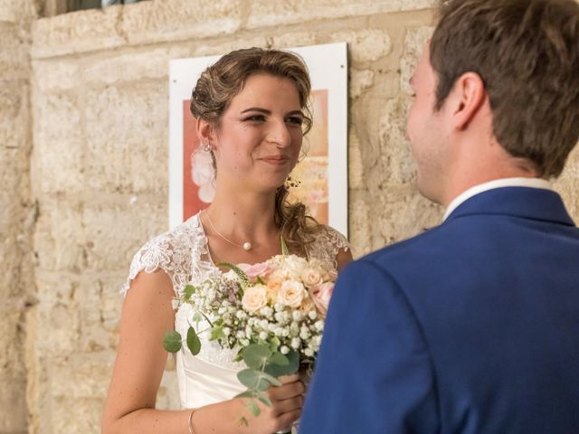 Le mariage de Julien et Morgane à Servian, Hérault 32