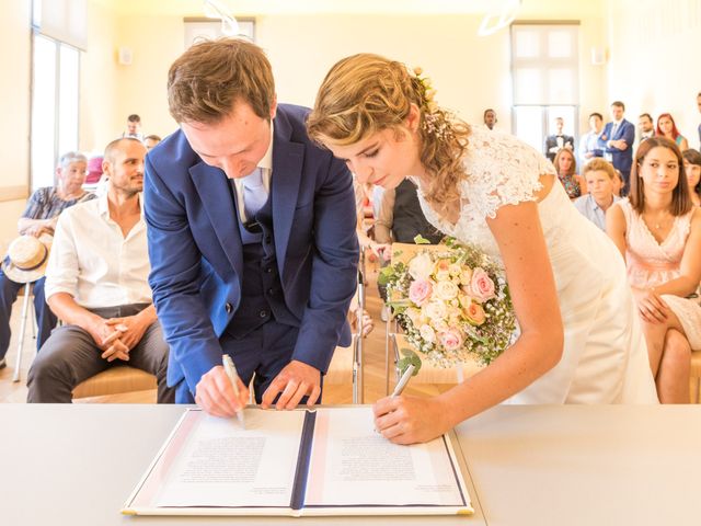 Le mariage de Julien et Morgane à Servian, Hérault 60