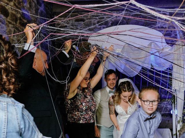 Le mariage de Solenn et Mathieu à Plouégat-Moysan, Finistère 75