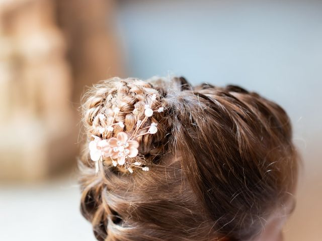 Le mariage de Vincent et Elodie à Turenne, Corrèze 4