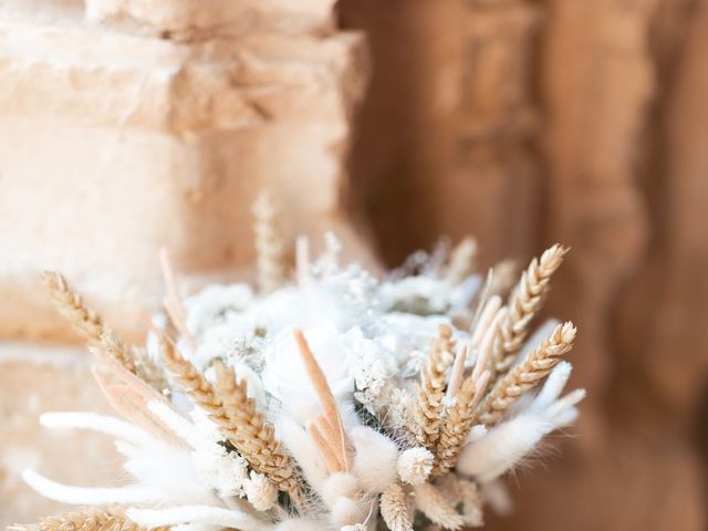 Le mariage de Vincent et Elodie à Turenne, Corrèze 7