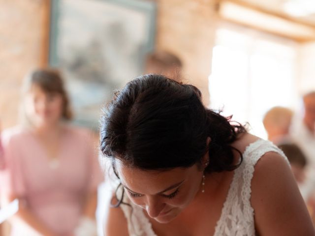 Le mariage de Vincent et Elodie à Turenne, Corrèze 13