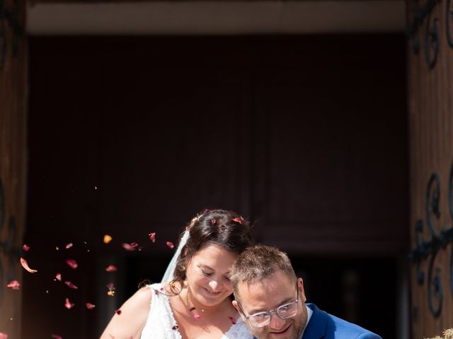 Le mariage de Vincent et Elodie à Turenne, Corrèze 19