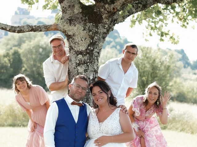 Le mariage de Vincent et Elodie à Turenne, Corrèze 26