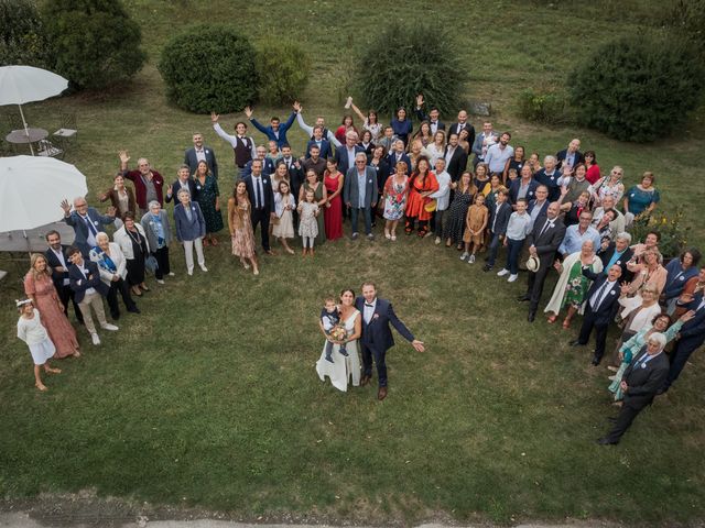 Le mariage de Guillaume et Amélie à Druyes-les-Belles-Fontaines, Yonne 8