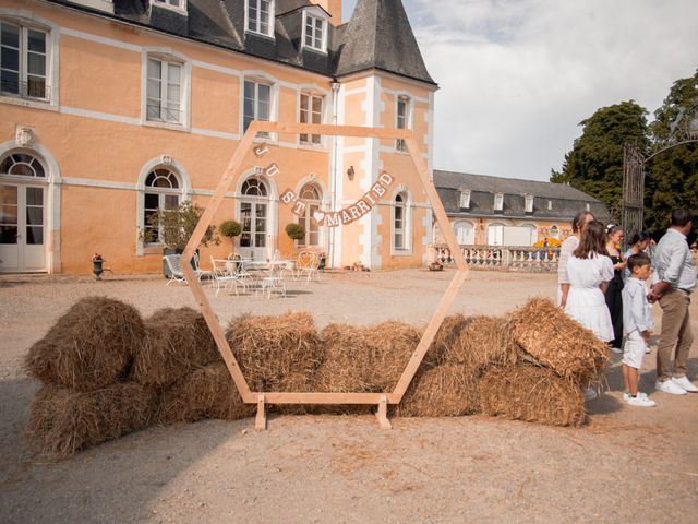 Le mariage de Sébastien  et Julie  à Avoise, Sarthe 19