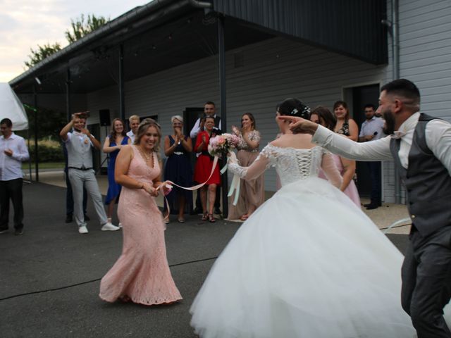 Le mariage de Dylan et Julie à Bourges, Cher 182