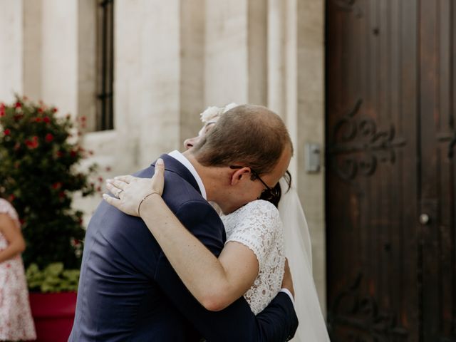 Le mariage de Damien et Camille à Saint-Gilles, Gard 23