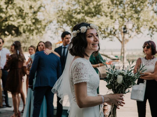 Le mariage de Damien et Camille à Saint-Gilles, Gard 24