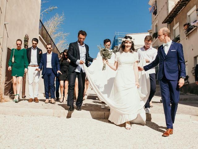Le mariage de Damien et Camille à Saint-Gilles, Gard 59