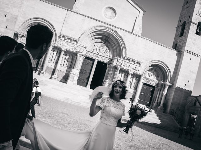Le mariage de Damien et Camille à Saint-Gilles, Gard 65