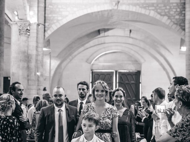 Le mariage de Damien et Camille à Saint-Gilles, Gard 86
