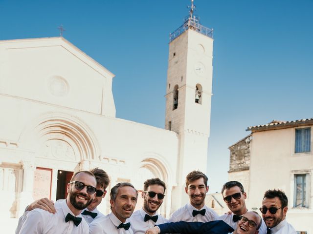 Le mariage de Damien et Camille à Saint-Gilles, Gard 114