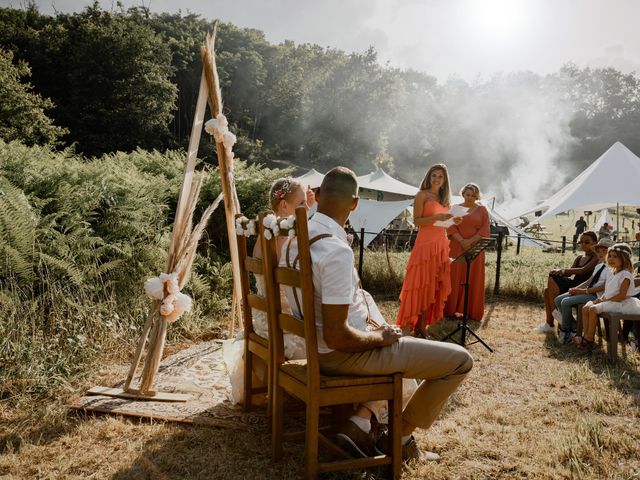 Le mariage de Will et Nina à Saint-Antonin-Noble-Val, Tarn-et-Garonne 31