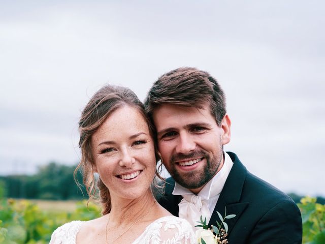 Le mariage de Paul et Victoria à Le Pian-Médoc, Gironde 6