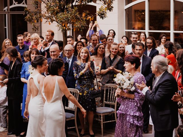 Le mariage de Maya et Lucie à Paris, Paris 47