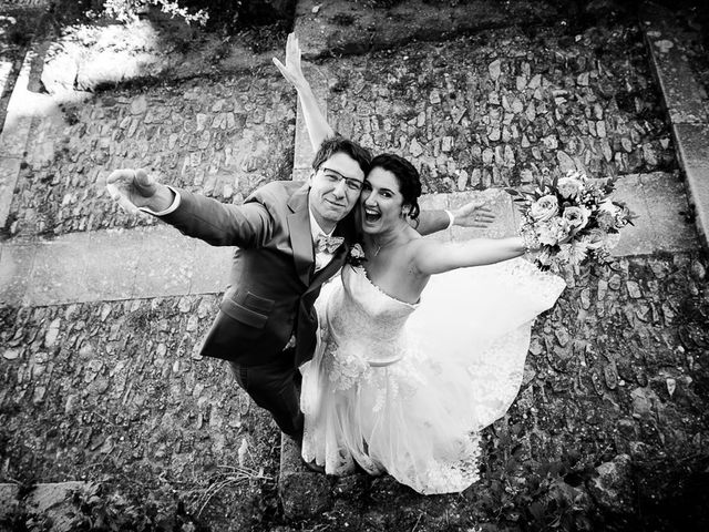 Le mariage de Bertrand et Céline à Grillon, Vaucluse 13