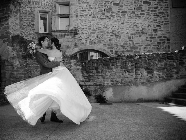 Le mariage de Bertrand et Céline à Grillon, Vaucluse 14