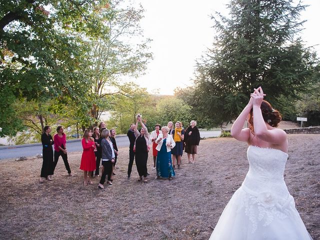 Le mariage de Bertrand et Céline à Grillon, Vaucluse 37