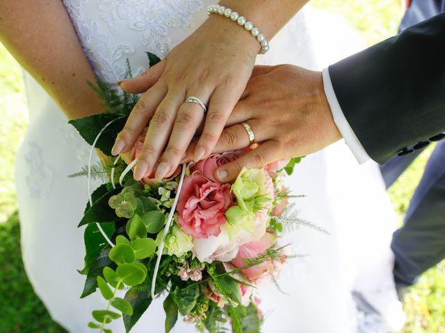 Le mariage de Romain et Anne  à Montivilliers, Seine-Maritime 1