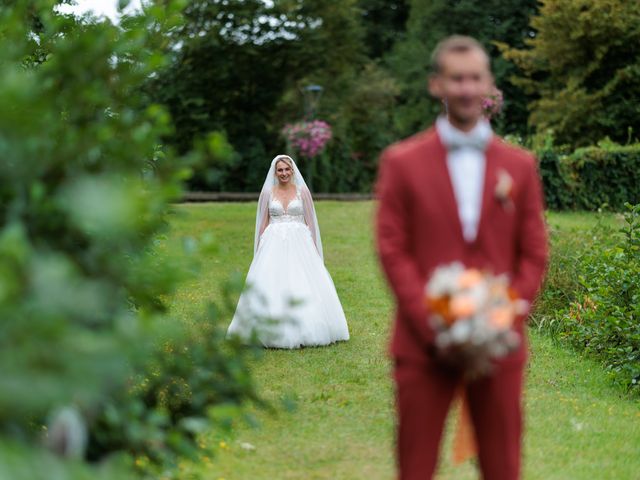 Le mariage de Adrien et Julie à Forges-les-Eaux, Seine-Maritime 30