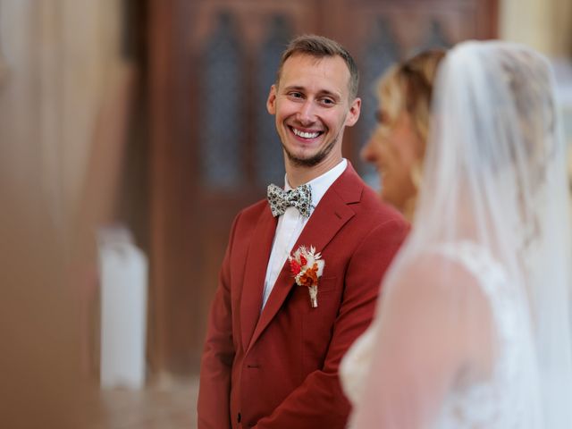 Le mariage de Adrien et Julie à Forges-les-Eaux, Seine-Maritime 53