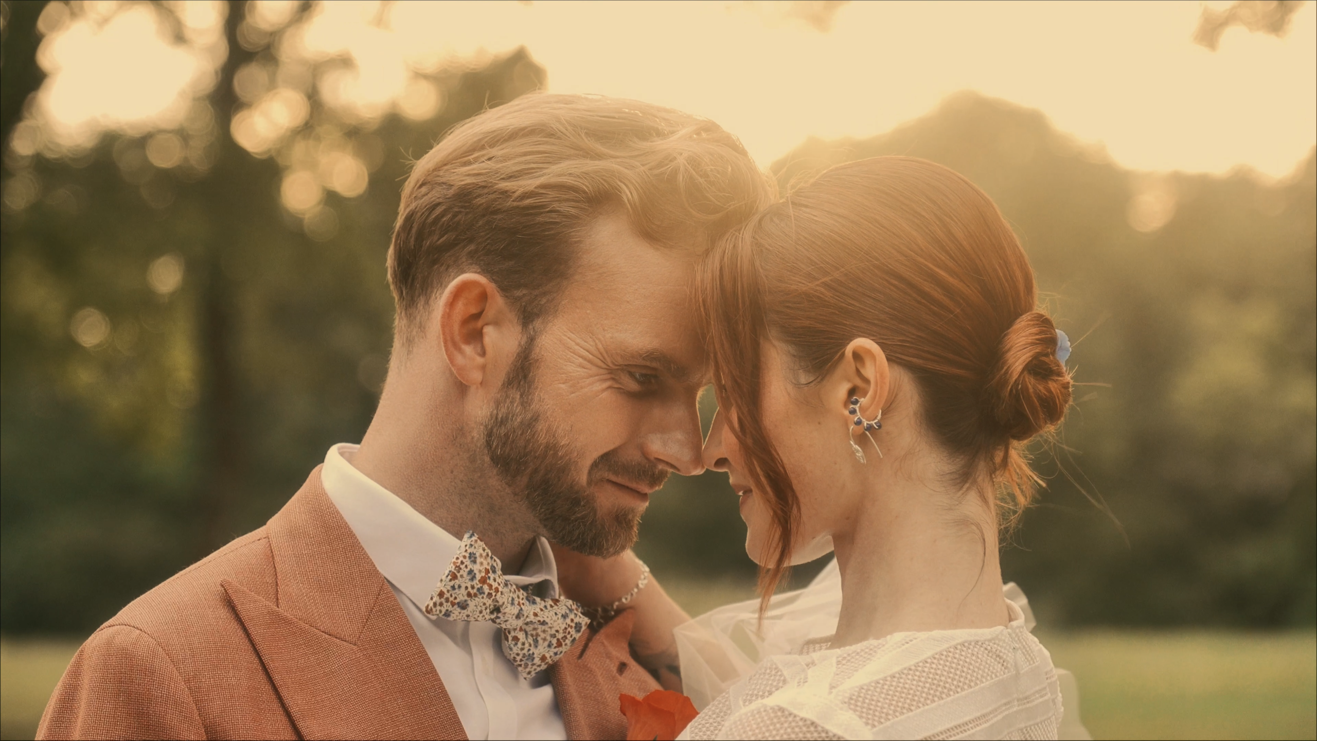 Le mariage de Thibault et Jess à Langon, Gironde