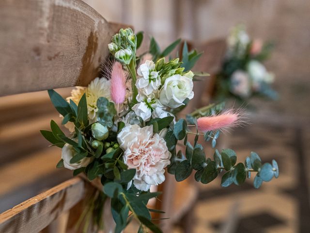 Le mariage de Benjamin et Adeline à Saint-Christophe-des-Bardes, Gironde 11
