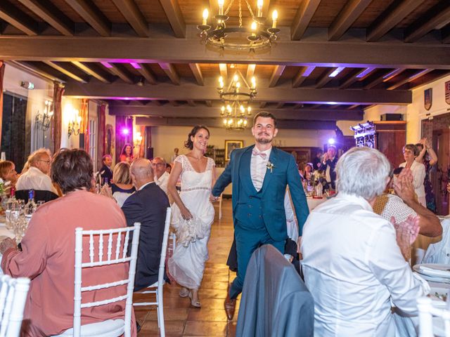 Le mariage de Benjamin et Adeline à Saint-Christophe-des-Bardes, Gironde 47