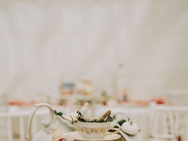 Le mariage de Steve et Sarah  à Cognac-la-Forêt, Haute-Vienne 10