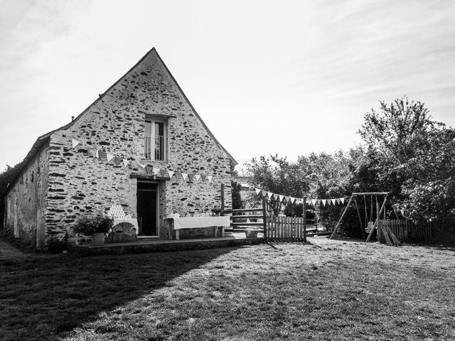 Le mariage de Florent et Amélie à Châteauneuf-sur-Sarthe, Maine et Loire 2