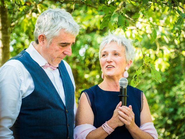 Le mariage de Florent et Amélie à Châteauneuf-sur-Sarthe, Maine et Loire 39