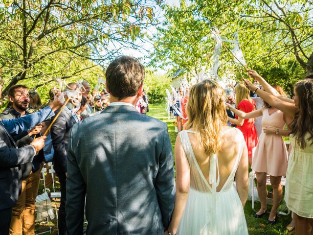 Le mariage de Florent et Amélie à Châteauneuf-sur-Sarthe, Maine et Loire 44