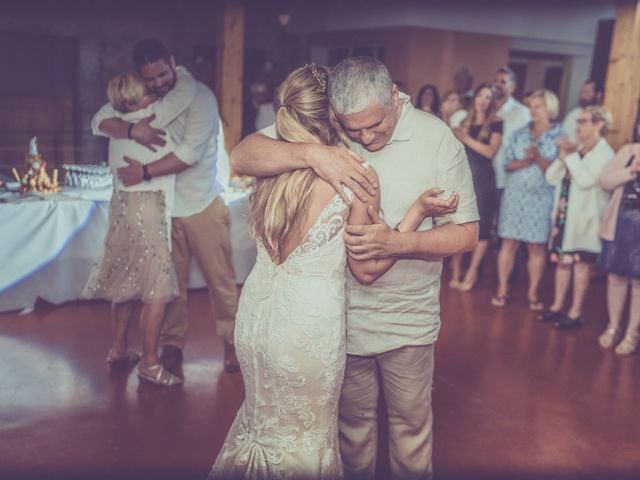 Le mariage de Jarrett et Elodie à Brissac, Hérault 93