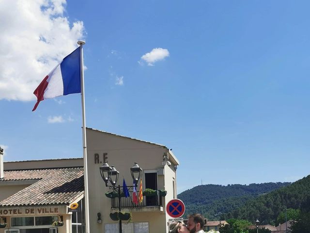 Le mariage de David et Coralie à Méounes-lès-Montrieux, Var 4