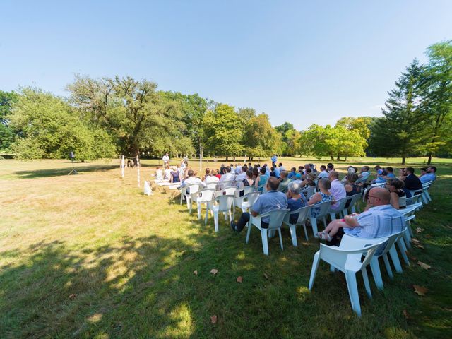 Le mariage de Gilles et Maelle à Vaas, Sarthe 24