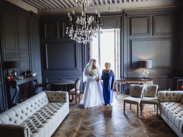 Le mariage de Xavier et Franceska à Pierreclos, Saône et Loire 10