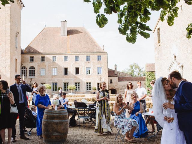 Le mariage de Xavier et Franceska à Pierreclos, Saône et Loire 38