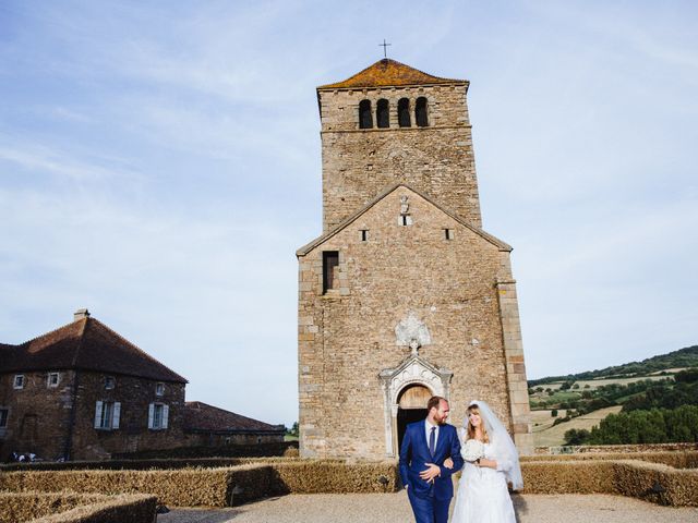 Le mariage de Xavier et Franceska à Pierreclos, Saône et Loire 52